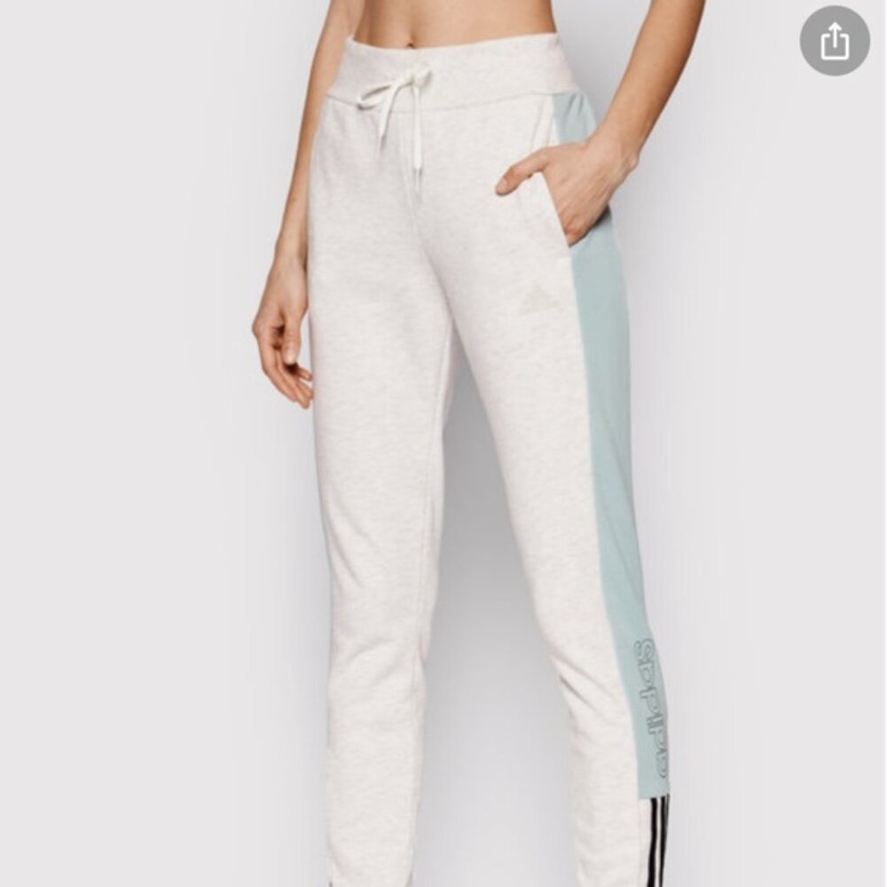 🆕adidas Women's Linear Tricot Cuffed Pants, M and L - Off White Mel/Black, Aut.